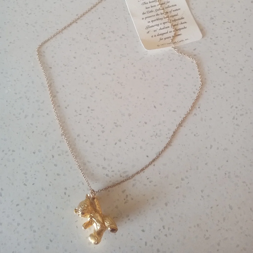 Hallmark Little Gallery Necklace - Picture 1 of 4